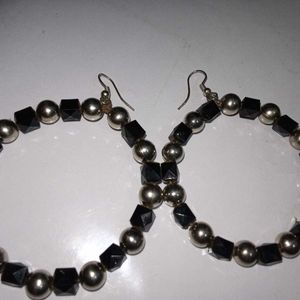 SARA Hoop Earrings