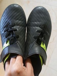 Kids Football Boots