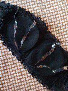 ✨Black Padded Bra✨
