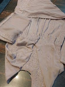 Elegant Embroidered Naira Cut Suit