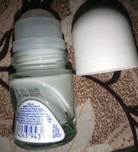 Nivea Vitamin C(Brightening) Roll On