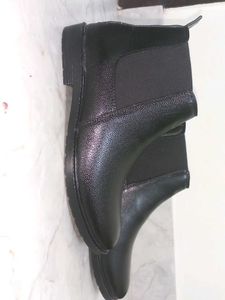 chelsea boots