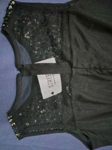 Women&#39;s Gown