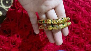 Pair Of 8 Bangles