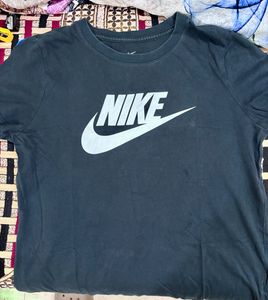 Nike Black Tshirt