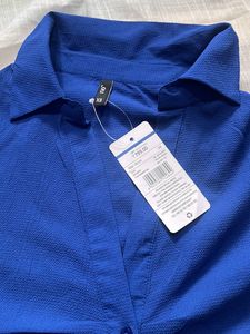 Ruched Shirt With Spread Collar ! Size Xs