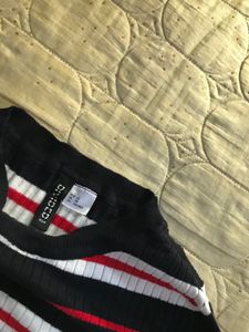 H&amp;M Divided Ribbed Top Bust 34