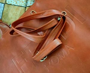 Fendi Roma Handbag 🤎