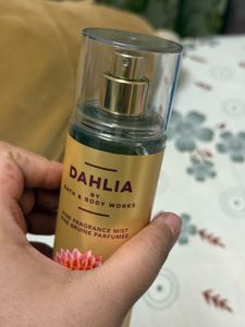 dear dahlia bath and body works mist