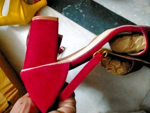 Totally Brand New Womens Heels Sandals