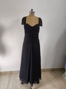 Elegant Black Maxi Dress