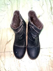 Black Boots