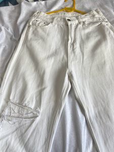 🐼Urbanic White-Denim-jeans🐼