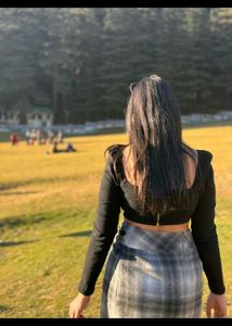 Chic Black Top &amp; Plaid Skirt Set