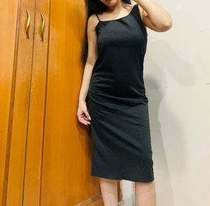 Asymmetrical Bodycon Black Dress
