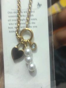 Neck Chain With Pendant