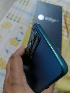 Motorola Edge 20