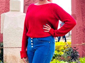Red Full Hand Woolen Top