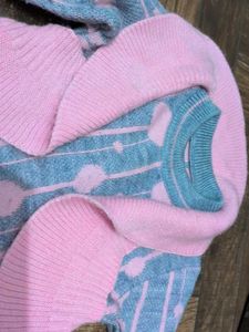 Stylish Girl&#39;s winter dress