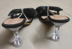 Rhinestones Heels With Bow