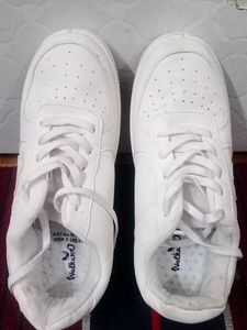 Very Classy White Sneakers