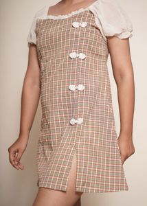 Korean-inspired short dress with back chain closur