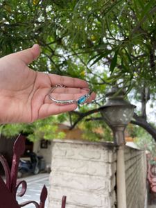 Elegant Silver Bracelet with Teal Stone