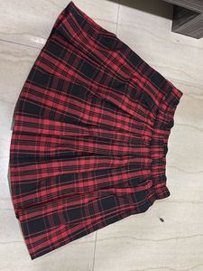 Cute Red &amp; Black Skirt