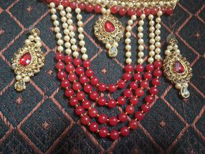 Womens Beaded Jewellery Set Red