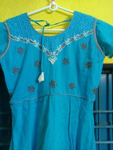 Women Anarkali Kurti With Dupatta.