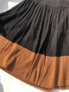 Double Shade Woolen Skirt