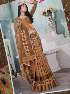Floral Design Saree
