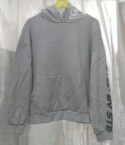 Grey Hoodie ✨🤍