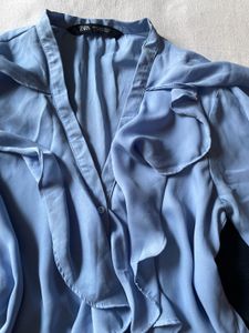 Ruffled Blouse/top🩵