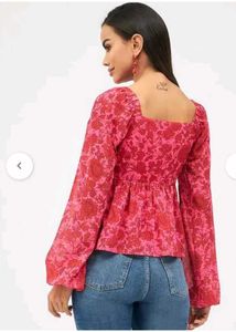 Grab Sale 🌟Floral Print Top 🌟