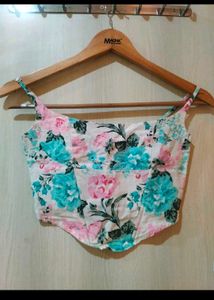 Combo Crop Top&#39;s 💟 (3 top)