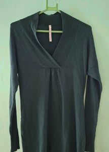 Green V-Neck Knit Dress
