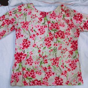Women Tops