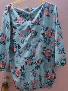 Crepe Blossom Top Navy Blue