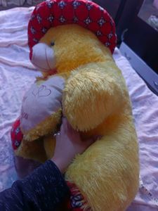 Big teddybear perfect for valentine 💓(toys)
