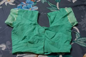 Beautiful Green Saree With Blouse