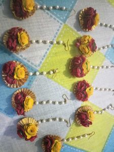 Floral Tika&#39;s