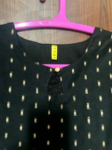 AHIKA Party Wear Elegant Black Kurta