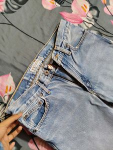 Light Blue Washed Mid Waist Jeans
