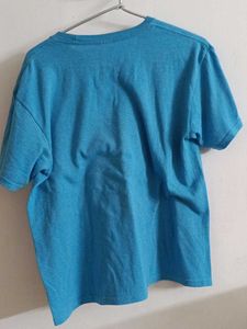 Two Tshirts Blue Green