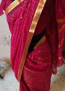 red ♥️ &amp; Gold Checked Saree 3 pis with paticoat