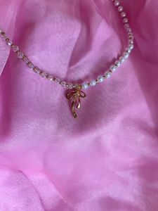 Pearl Bow Necklace
