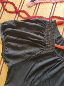 Chic Black Top with Bow Detail