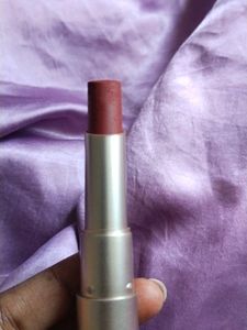 Mars Khoobsrat Kuchipudi Lipstick