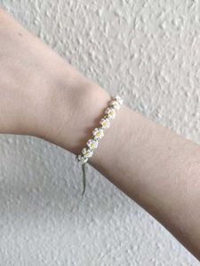 Daisy Chain Bracelet